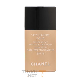 Chanel Vitalumiere Aqua...