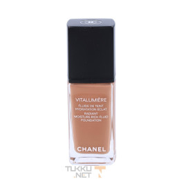 Chanel Vitalumiere Radiant...