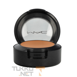 MAC Studio Finish Concealer...