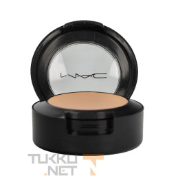 MAC Studio Finish Concealer...